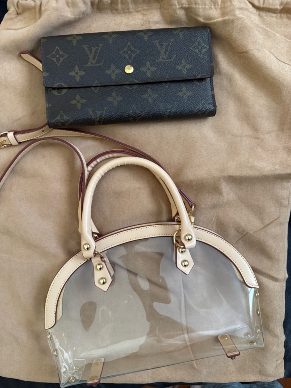 Authentic LOUIS VUITTON Monogram Tri-Fold International Wallet
